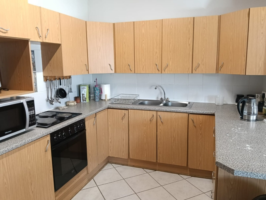 3 Bedroom Property for Sale in Wavecrest Eastern Cape